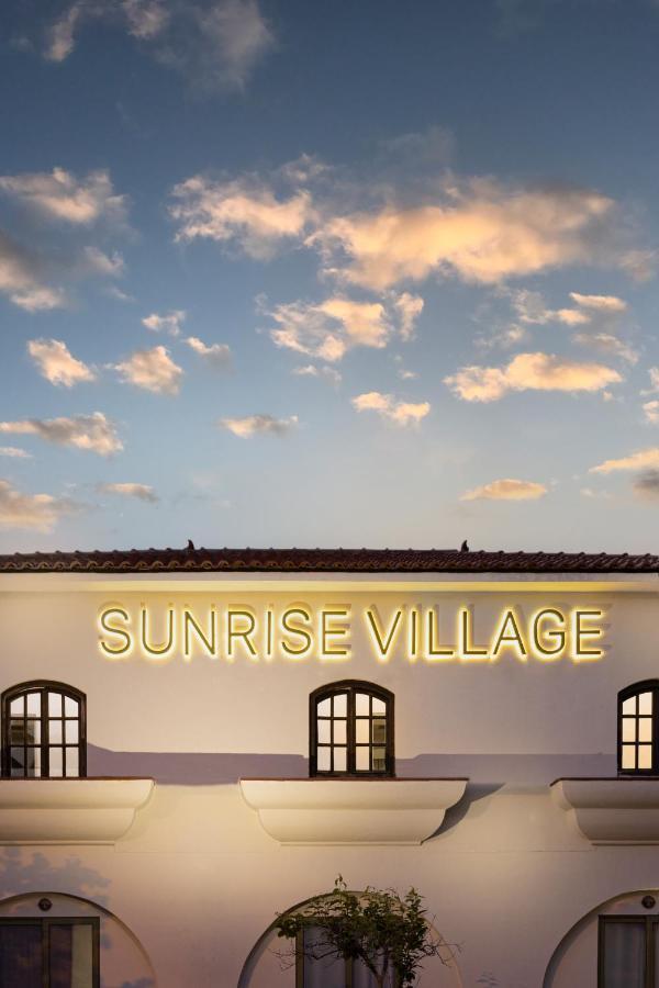 Sunrise Village Beach Hotel Kalamaki  Екстер'єр фото