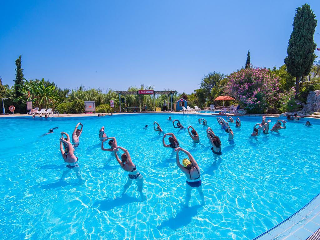 Sunrise Village Beach Hotel Kalamaki  Екстер'єр фото