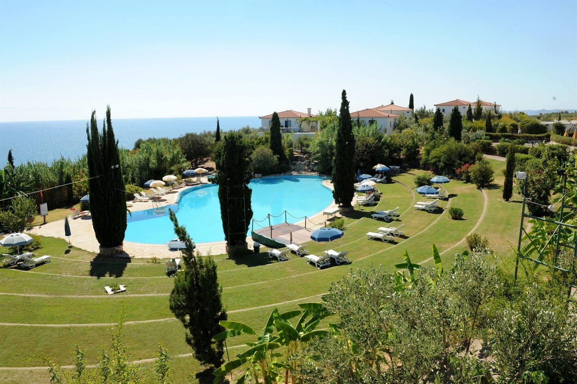 Sunrise Village Beach Hotel Kalamaki  Екстер'єр фото